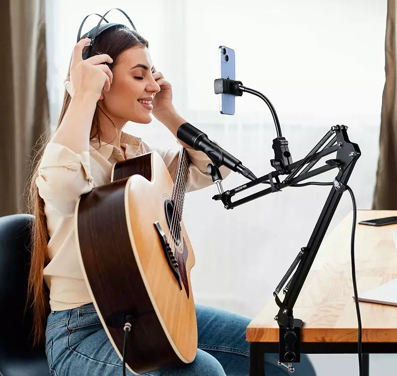 ST-7 (Gen 2) Webcast Stand (5).jpg